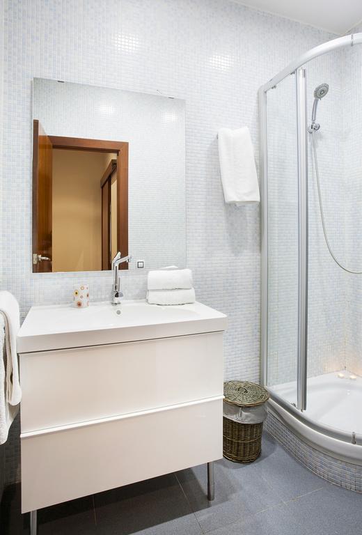 Apartments Barcelona & Home Deco Viladomat Екстер'єр фото